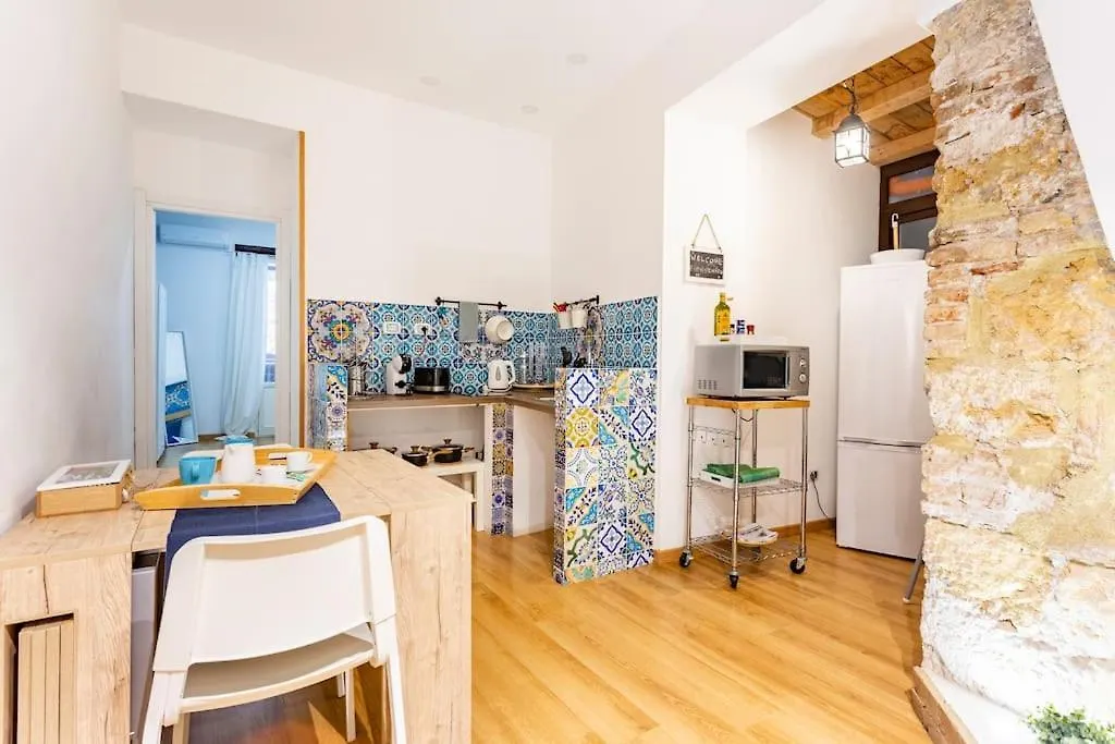 Alle Antiche Mura Del Mercato Di Ballaro Palermo Apartament