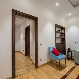 900 , Rome Italie