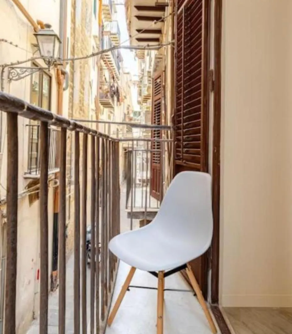 Alle Antiche Mura Del Mercato Di Ballaro Palermo Apartment